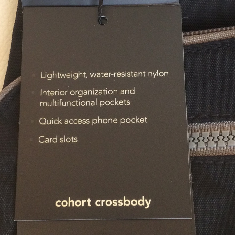 NWT  Black/Silver/Gray Baggallini Crossbody Purse - Picture 14 of 15